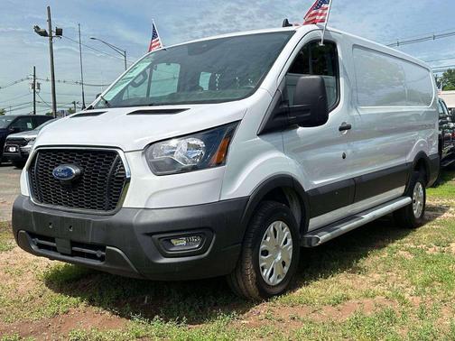 Oxford White 2024 Ford Transit-250 Base