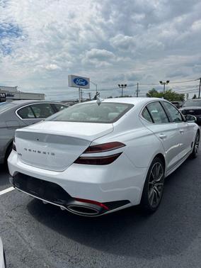 Alta White 2025 Genesis G70 2.5T RWD
