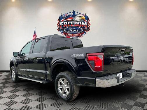 Agate Black Metallic 2024 Ford F-150 XLT