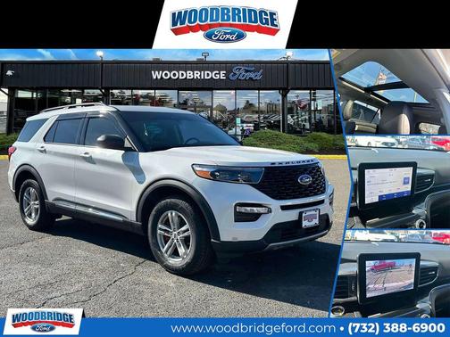 White 2022 Ford Explorer XLT