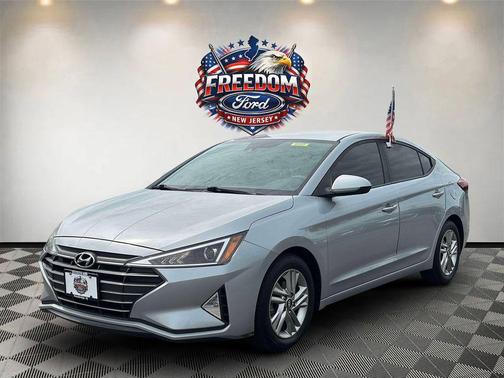 Stellar Silver 2020 Hyundai ELANTRA SEL
