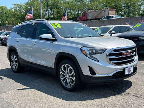 Quicksilver Metallic 2018 GMC Terrain SLT