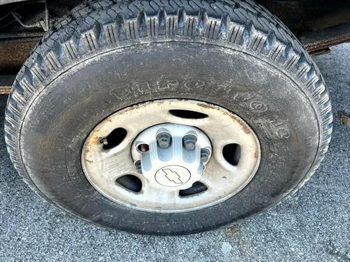 2006 Chevrolet Express 2500 Base