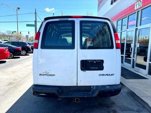 2006 Chevrolet Express 2500 Base