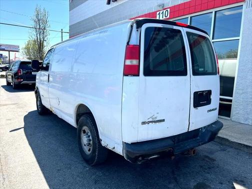 2006 Chevrolet Express 2500 Base