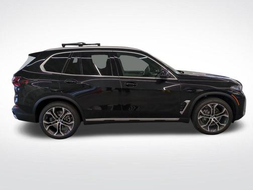 Black Sapphire Metallic 2026 BMW X5 xDrive40i