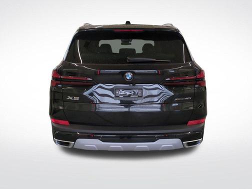 Black Sapphire Metallic 2026 BMW X5 xDrive40i
