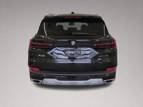 Black Sapphire Metallic 2026 BMW X5 xDrive40i