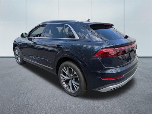 2025 Audi Q8 55 Premium