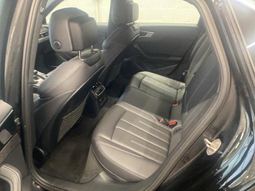 2023 Audi A4 45 S line Premium Plus