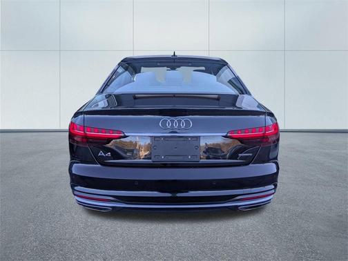 2023 Audi A4 45 S line Premium Plus