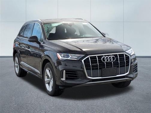 2021 Audi Q7 45 Premium