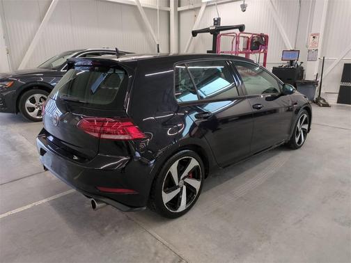 2021 Volkswagen Golf GTI 2.0T S