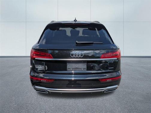 2022 Audi Q5 45 S line quattro Premium