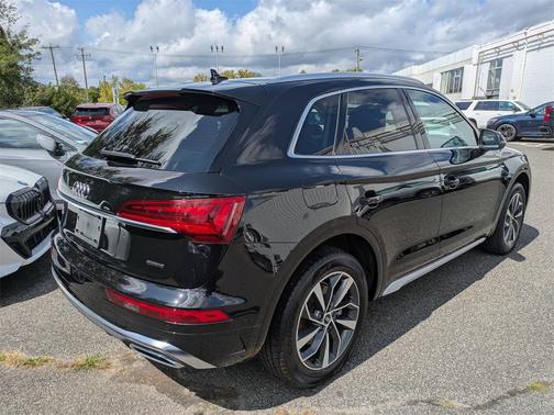 2022 Audi Q5 45 S line quattro Premium