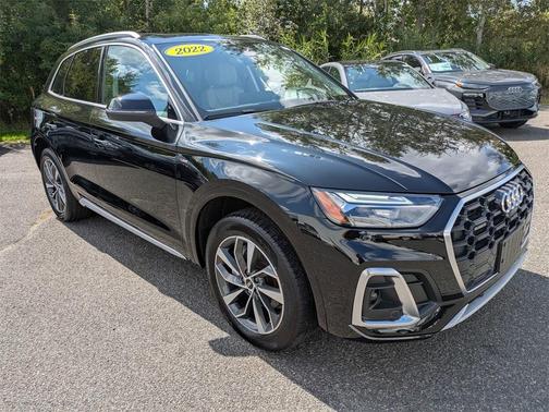2022 Audi Q5 45 S line quattro Premium