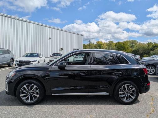 2022 Audi Q5 45 S line quattro Premium