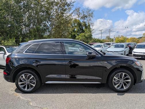 2022 Audi Q5 45 S line quattro Premium