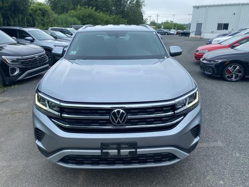 2022 Volkswagen Atlas Cross Sport 3.6L V6 SE w/Technology