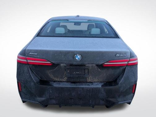 Black Sapphire Metallic 2026 BMW 530 i xDrive