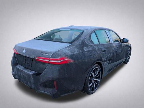 Black Sapphire Metallic 2026 BMW 530 i xDrive
