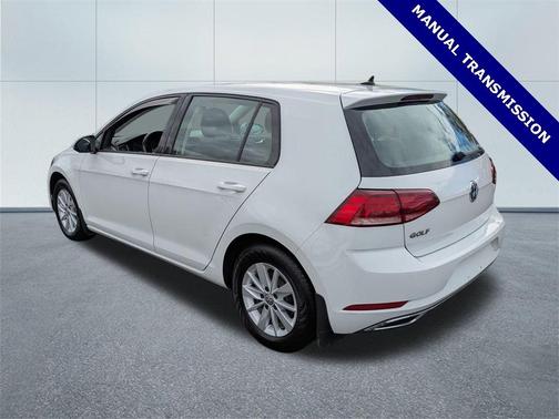 2018 Volkswagen Golf TSI S