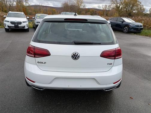 2018 Volkswagen Golf TSI S