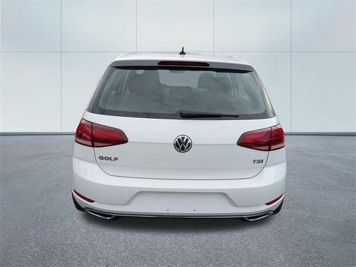 2018 Volkswagen Golf TSI S