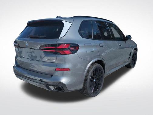 Gray Metallic 2026 BMW X5 xDrive40i