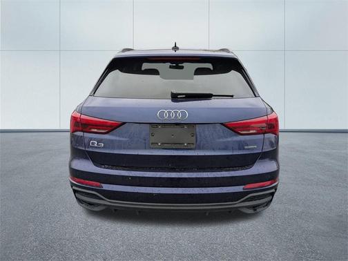 2025 Audi Q3 45 S line Premium