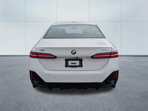 2026 BMW 530 i xDrive