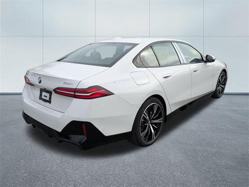 2026 BMW 530 i xDrive