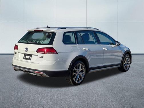 2018 Volkswagen Golf Alltrack TSI SEL