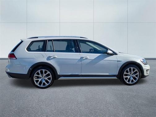 2018 Volkswagen Golf Alltrack TSI SEL