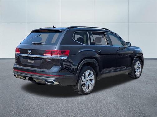 2022 Volkswagen Atlas 3.6L SE w/Technology