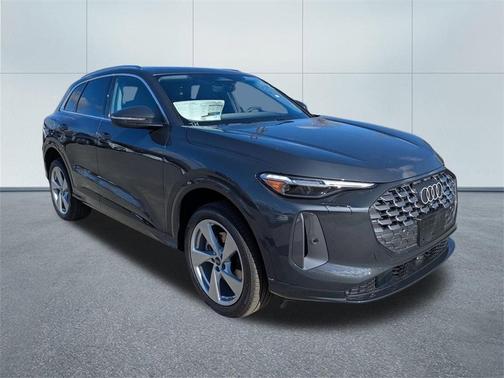 2025 Audi Q5 2.0T quattro Premium
