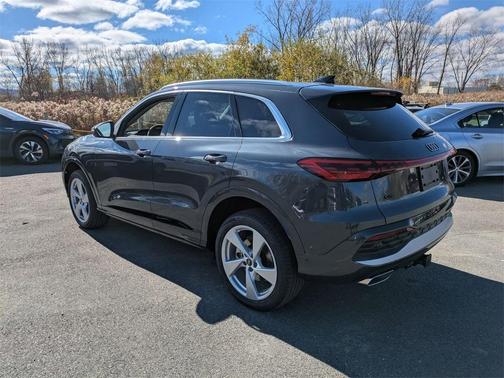 2025 Audi Q5 2.0T quattro Premium