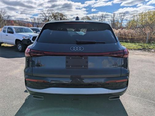 2025 Audi Q5 2.0T quattro Premium