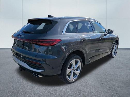 2025 Audi Q5 2.0T quattro Premium