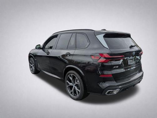 Black Sapphire Metallic 2026 BMW X5 xDrive40i