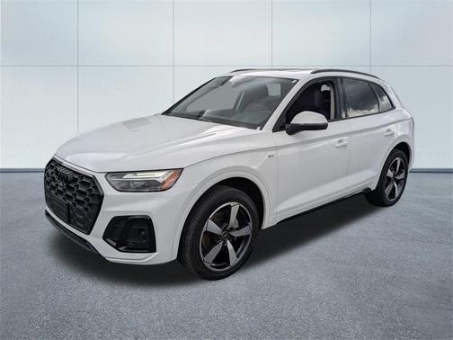 2023 Audi Q5 45 S line Premium Plus