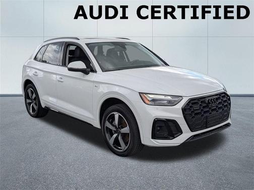 2023 Audi Q5 45 S line Premium Plus