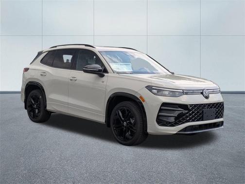 2025 Volkswagen Tiguan 2.0T SE R-Line Black