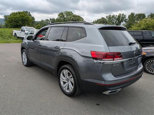 2022 Volkswagen Atlas 3.6L SE w/Technology