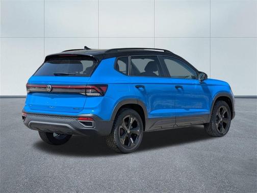 2025 Volkswagen Taos 1.5T SE Black