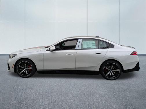 2026 BMW 550e xDrive