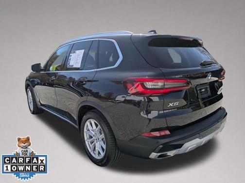 Black Sapphire Metallic 2023 BMW X5 xDrive40i