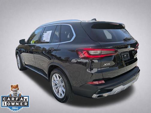 Black Sapphire Metallic 2023 BMW X5 xDrive40i