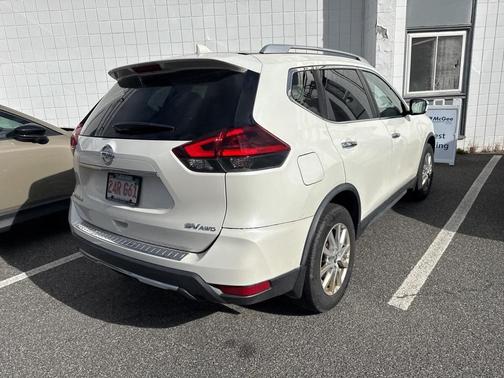 2018 Nissan Rogue SV