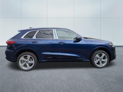 2025 Audi Q5 2.0T quattro Premium